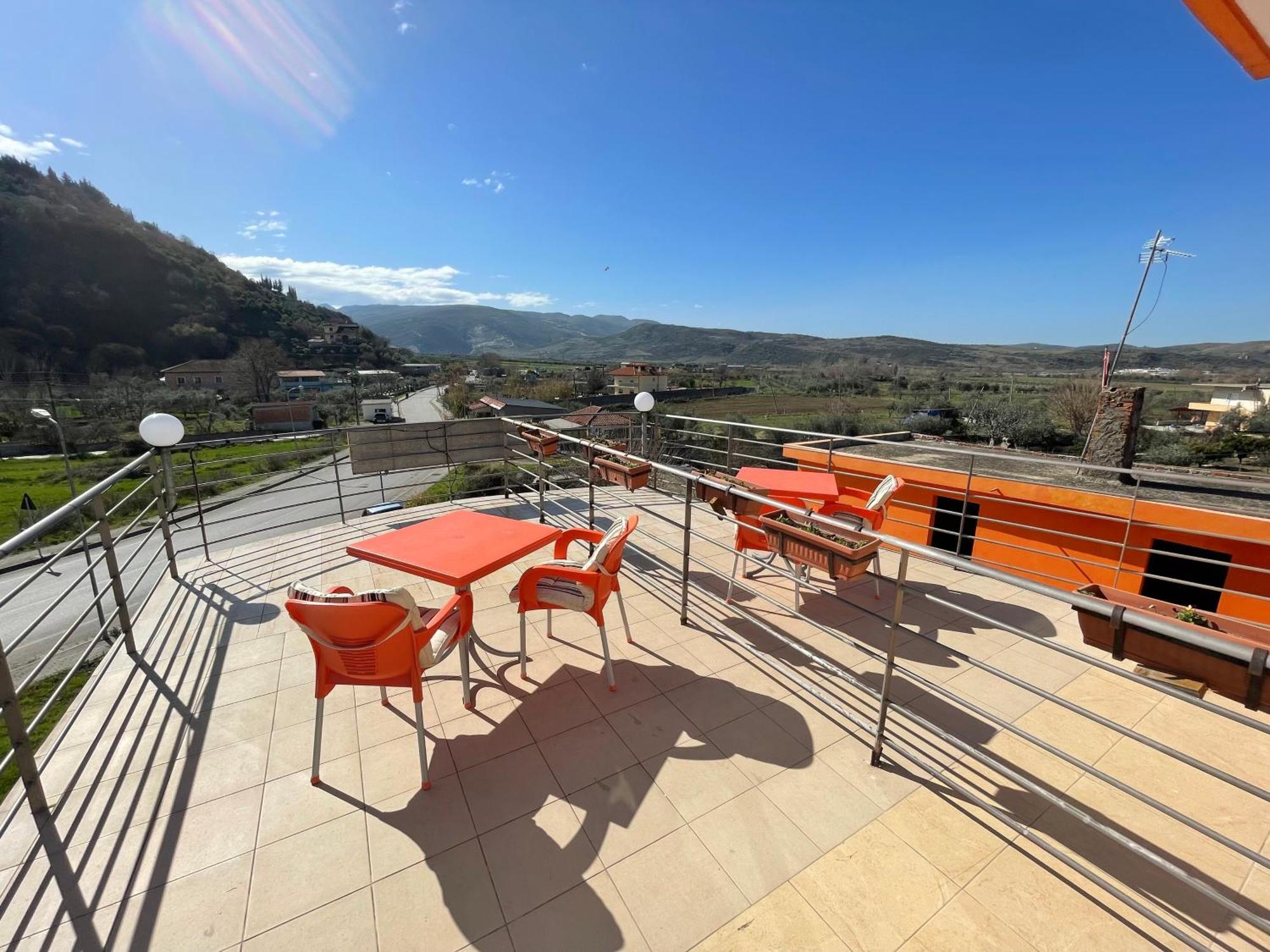Hotel Bar Restaurant Mete Peshkepi Εξωτερικό φωτογραφία