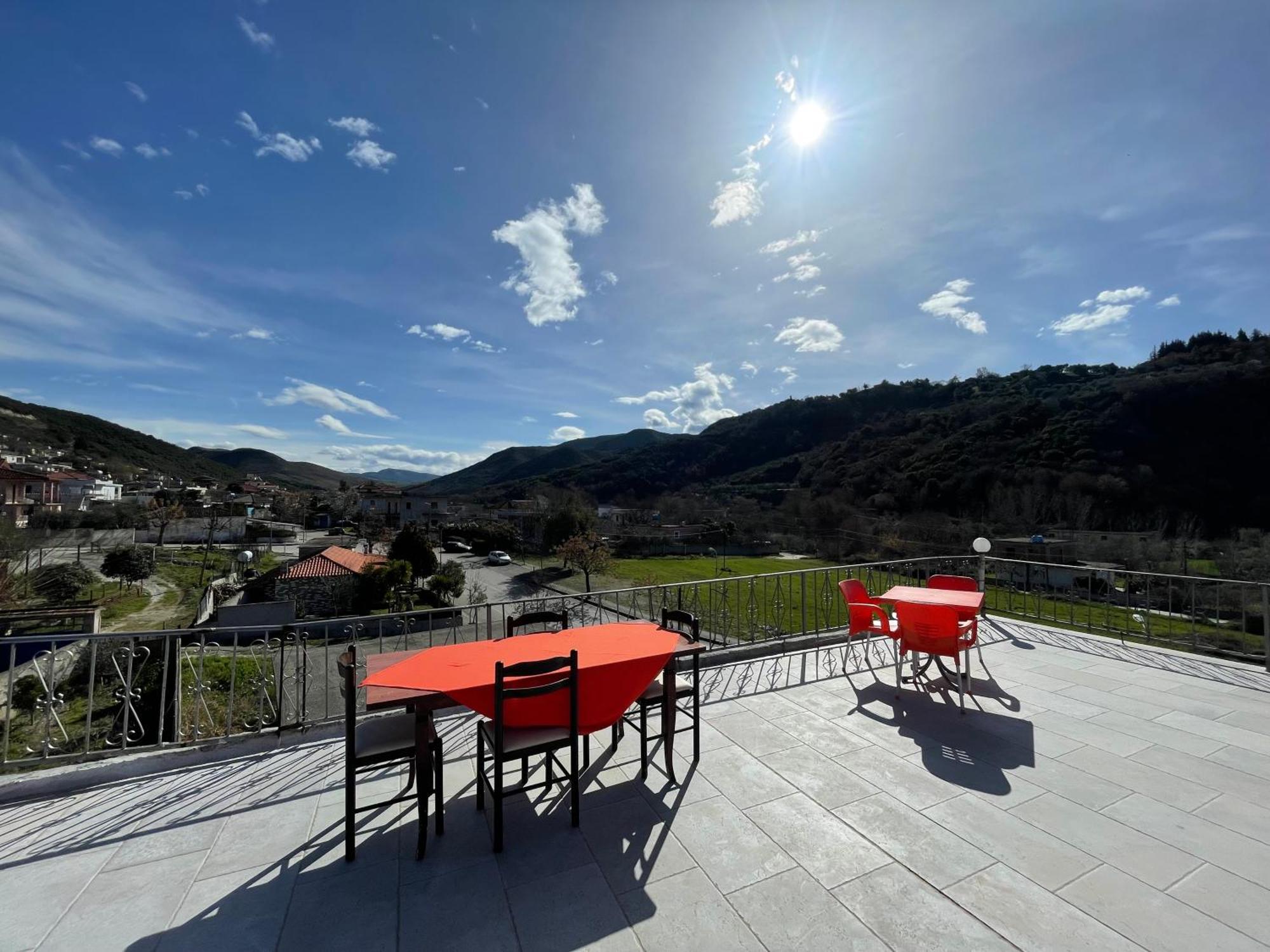 Hotel Bar Restaurant Mete Peshkepi Εξωτερικό φωτογραφία