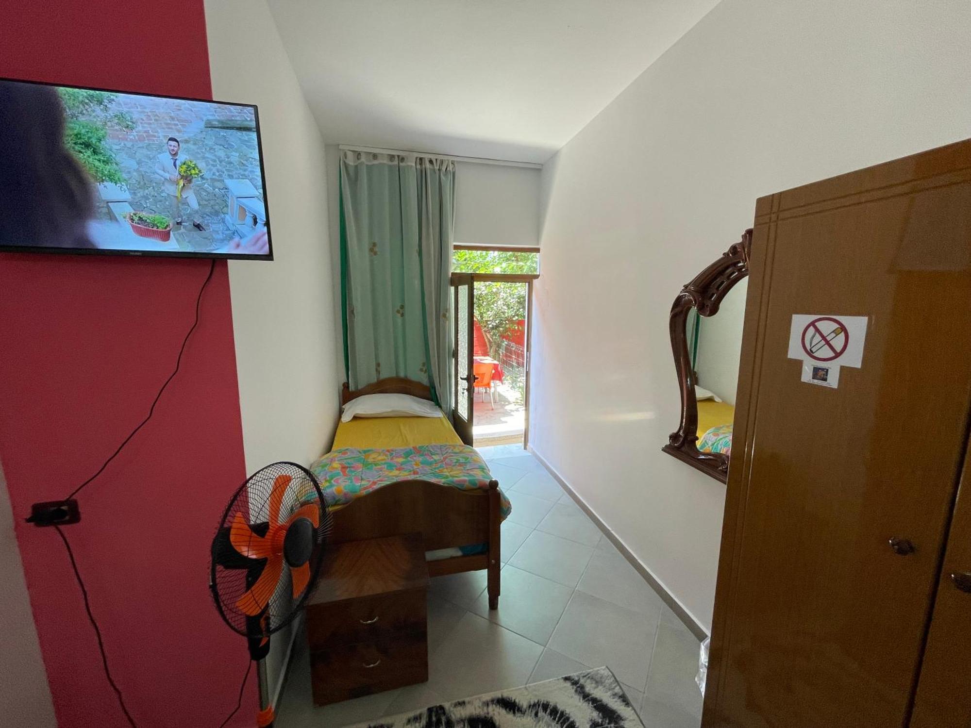 Hotel Bar Restaurant Mete Peshkepi Εξωτερικό φωτογραφία
