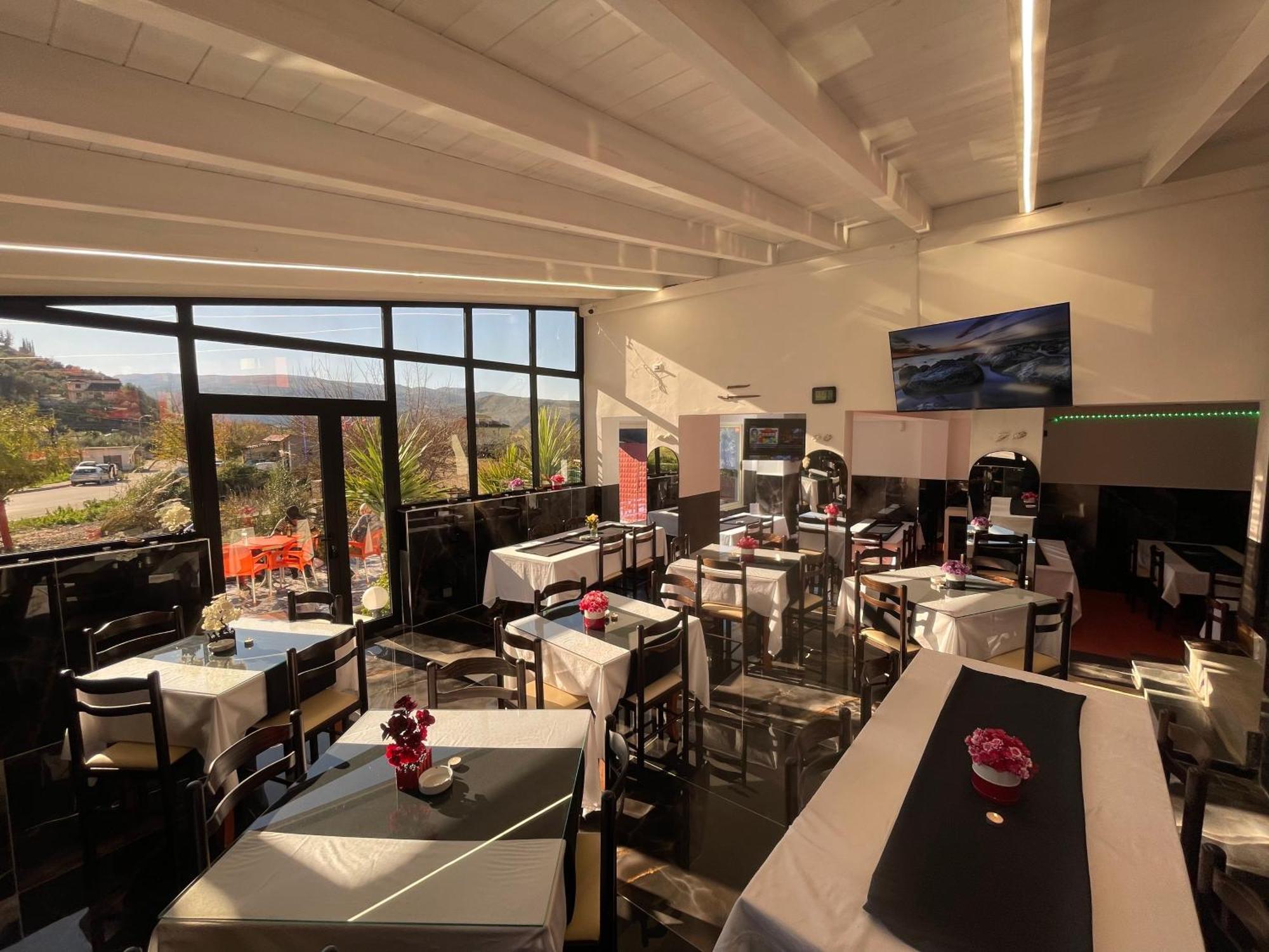 Hotel Bar Restaurant Mete Peshkepi Εξωτερικό φωτογραφία