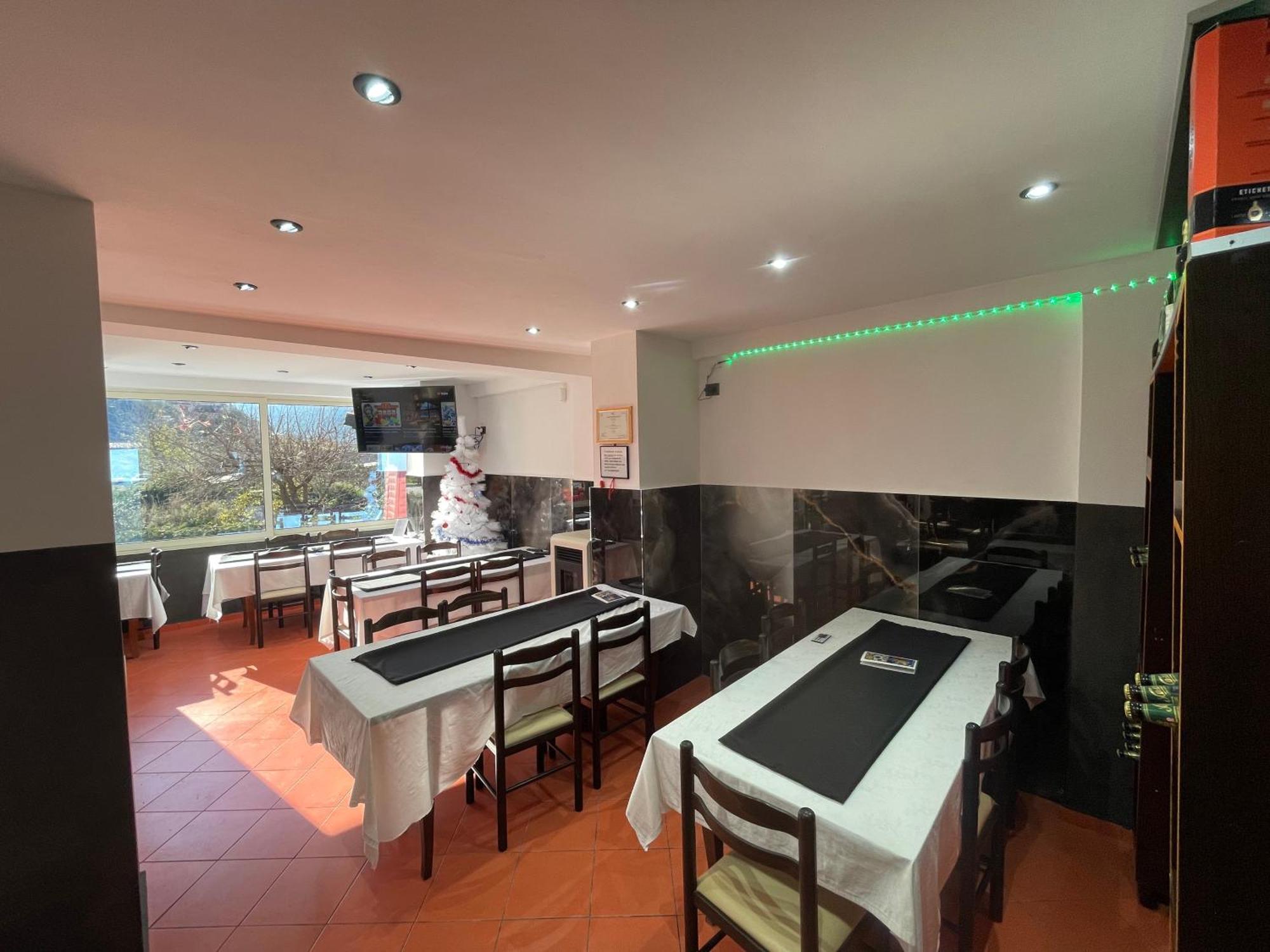 Hotel Bar Restaurant Mete Peshkepi Εξωτερικό φωτογραφία